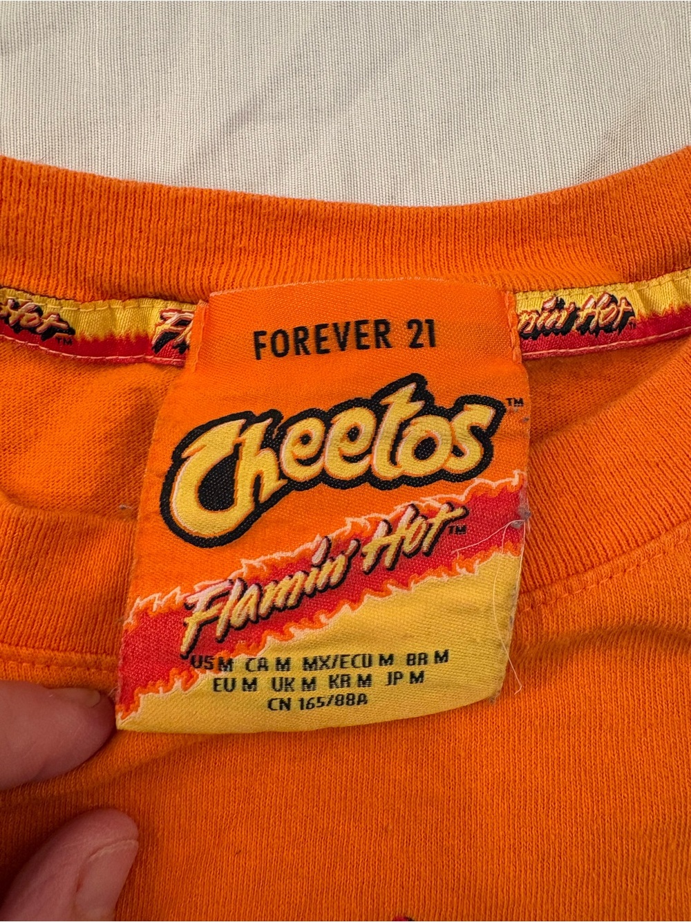 Forever 21 Cheetos Flamin Hot Women’s M Orange Cropped Long Sleeve - Picture 3 of 7
